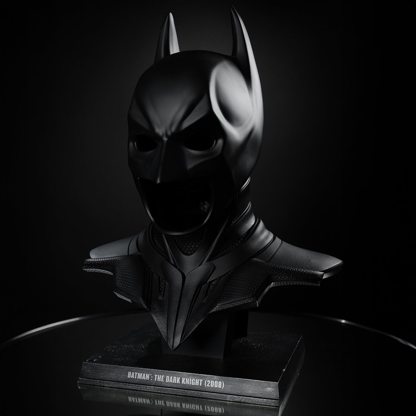 DC DIRECT 1/1 SCALE COLLECTOR BATMAN DARK KNIGHT COWL