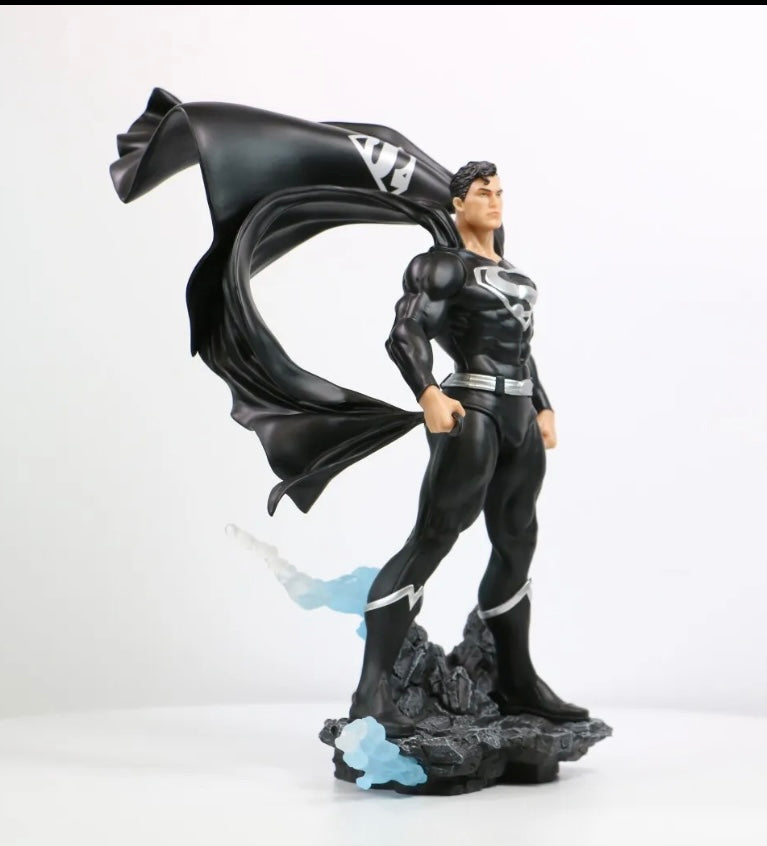 DC Heroes Superman Black & Silver Previews Exclusive PVC 1:8 Statue