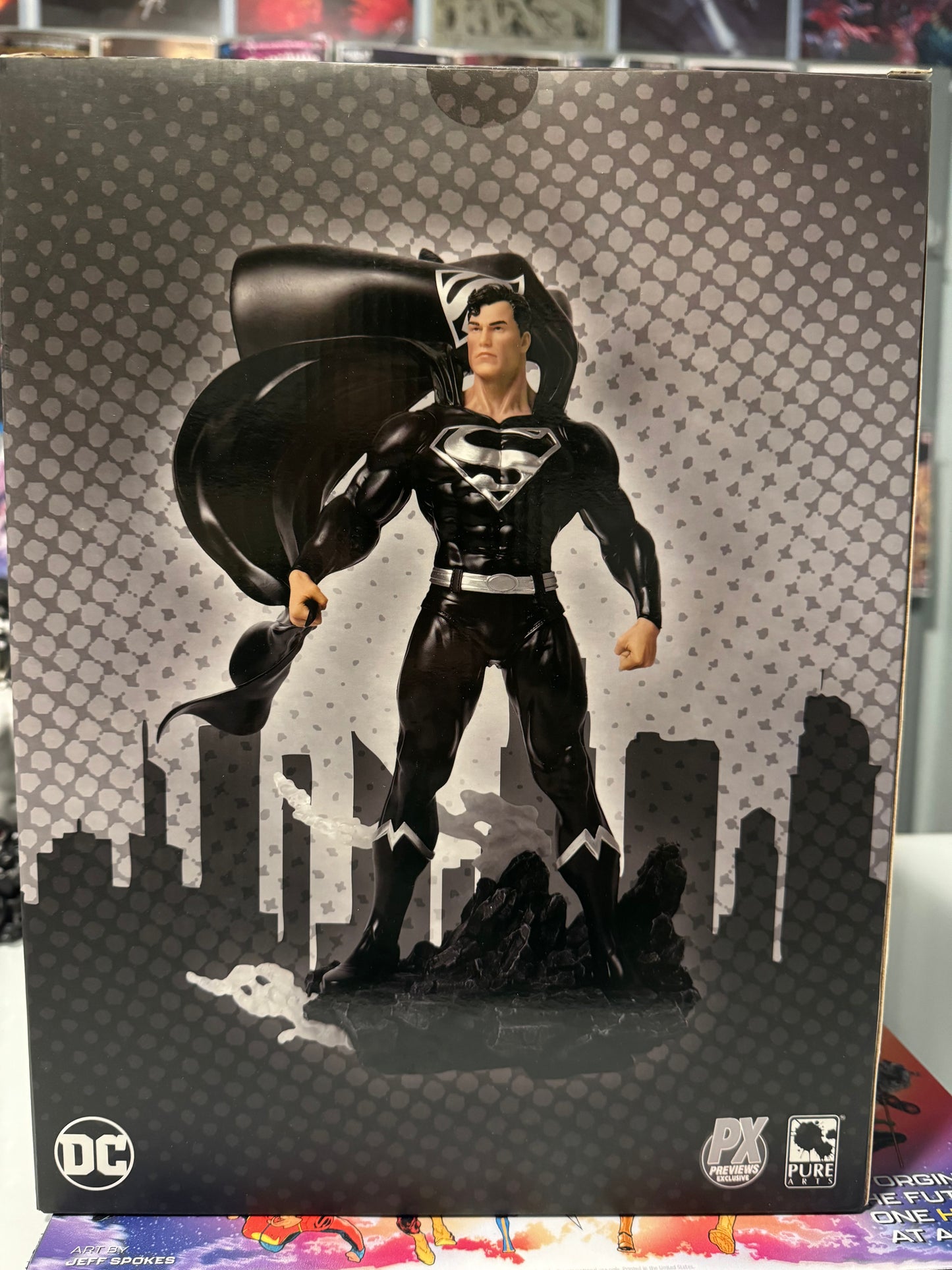 DC Heroes Superman Black & Silver Previews Exclusive PVC 1:8 Statue